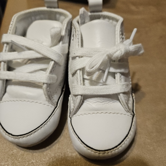 Converse First Star White Leather Infant Unisex Sneakers Size 4 US Crib with Box - Picture 4 of 14